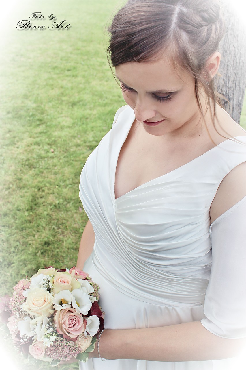 #lustige_Hochzeitsfotos_schwanger_Babybauch
