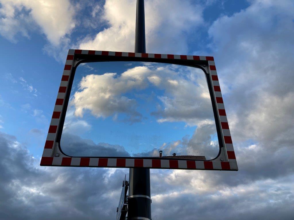 Wolken im Spiegel