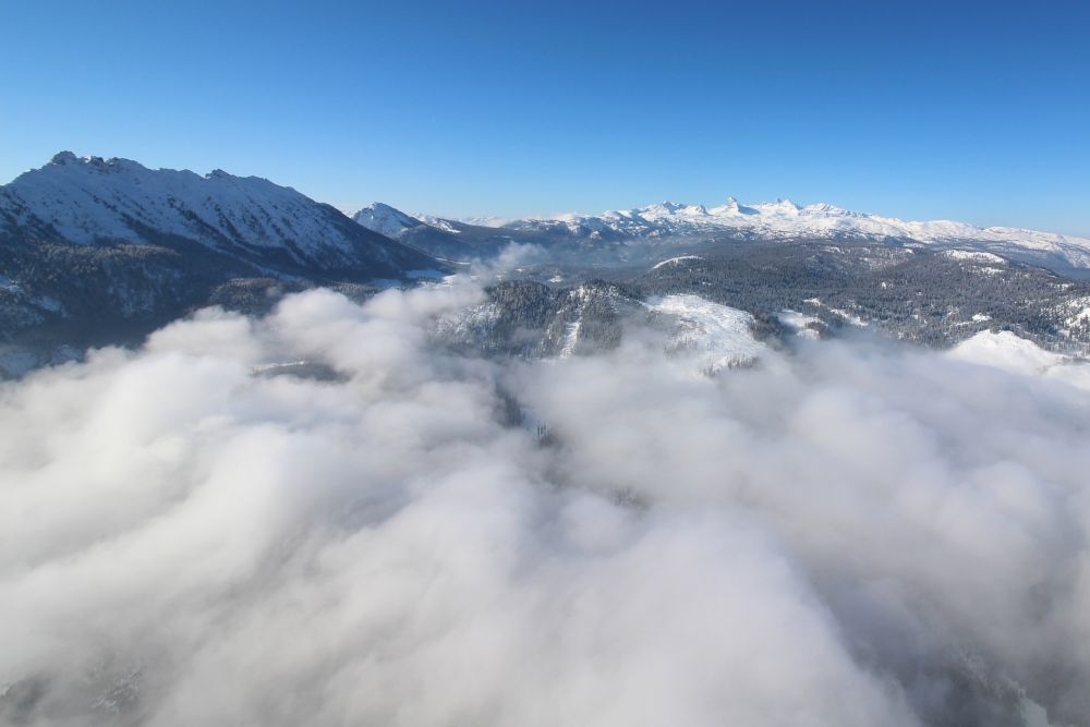 Jänner - Luftbild Stoderzinken vor Dachstein, © Stefanie Grüssl