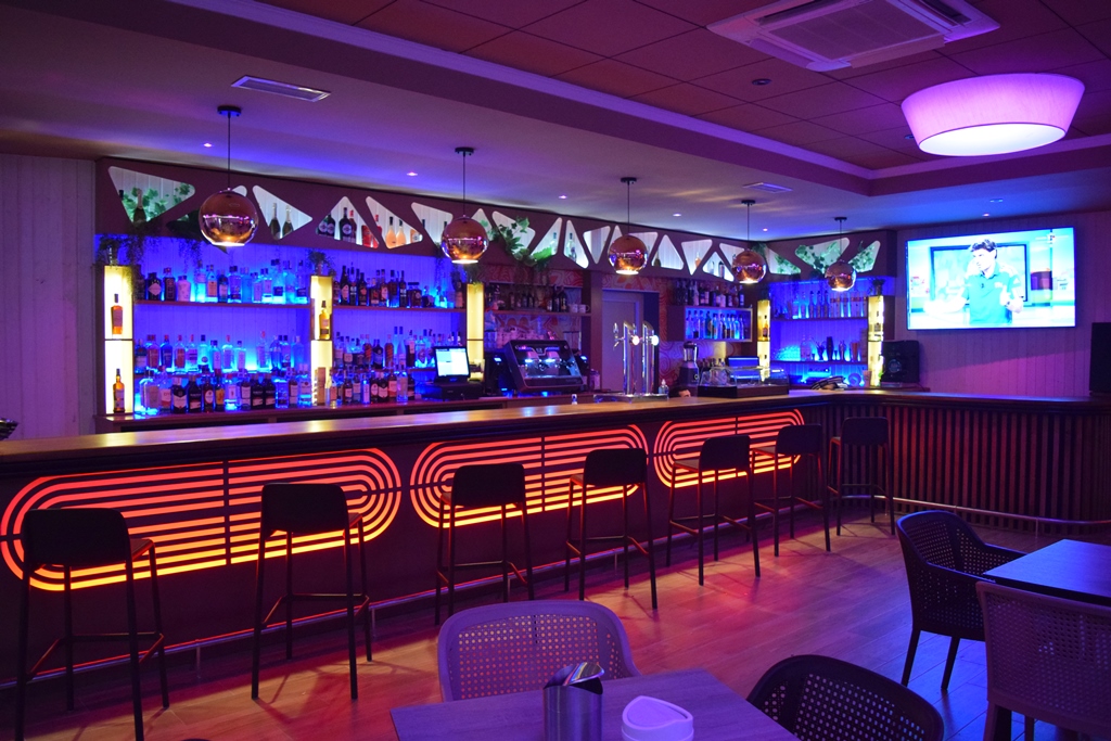 Reforma de bar de copas ECUADOR
