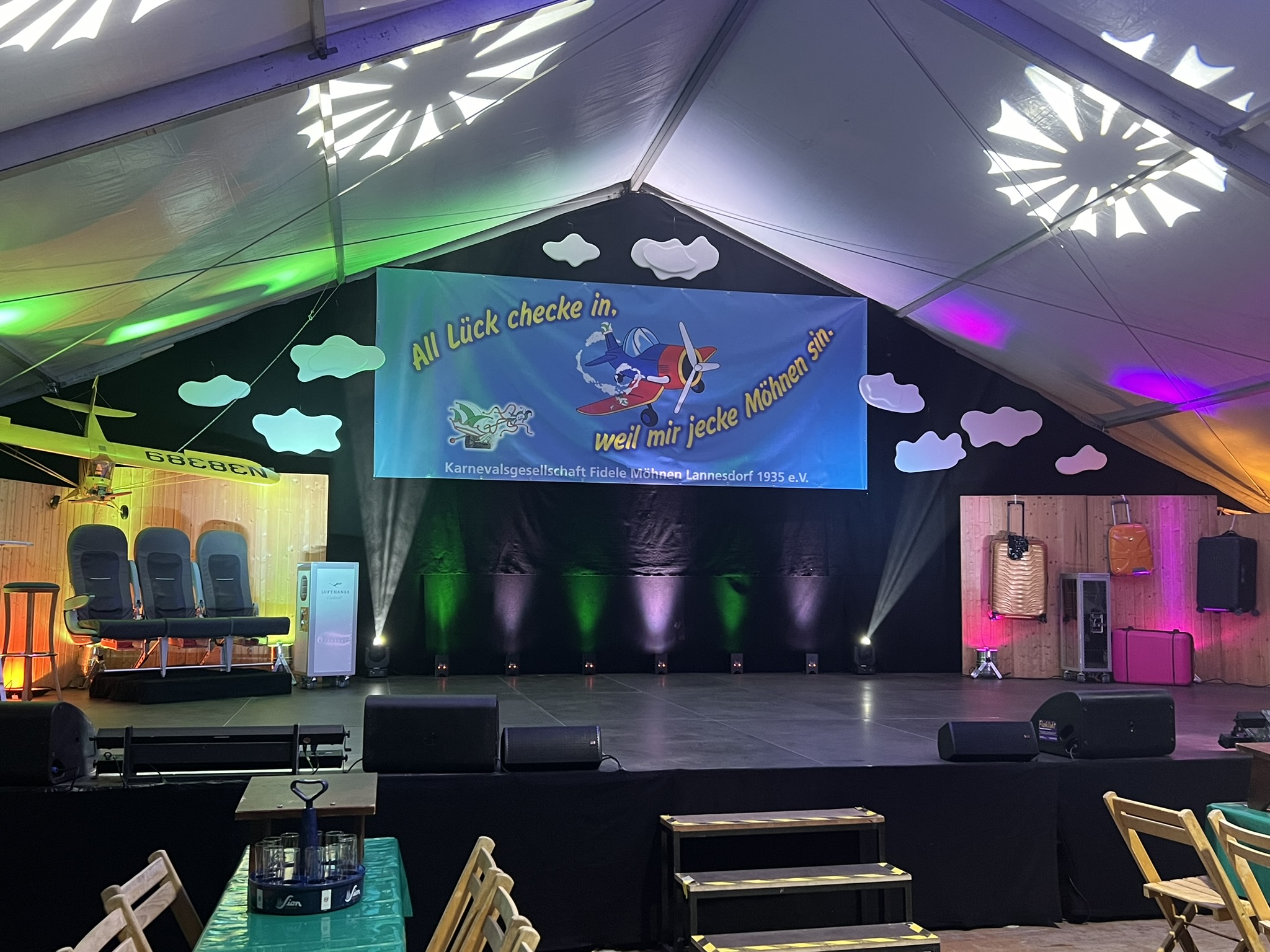 Festzelt KG Fidele Möhnen Lannesdorf 2023