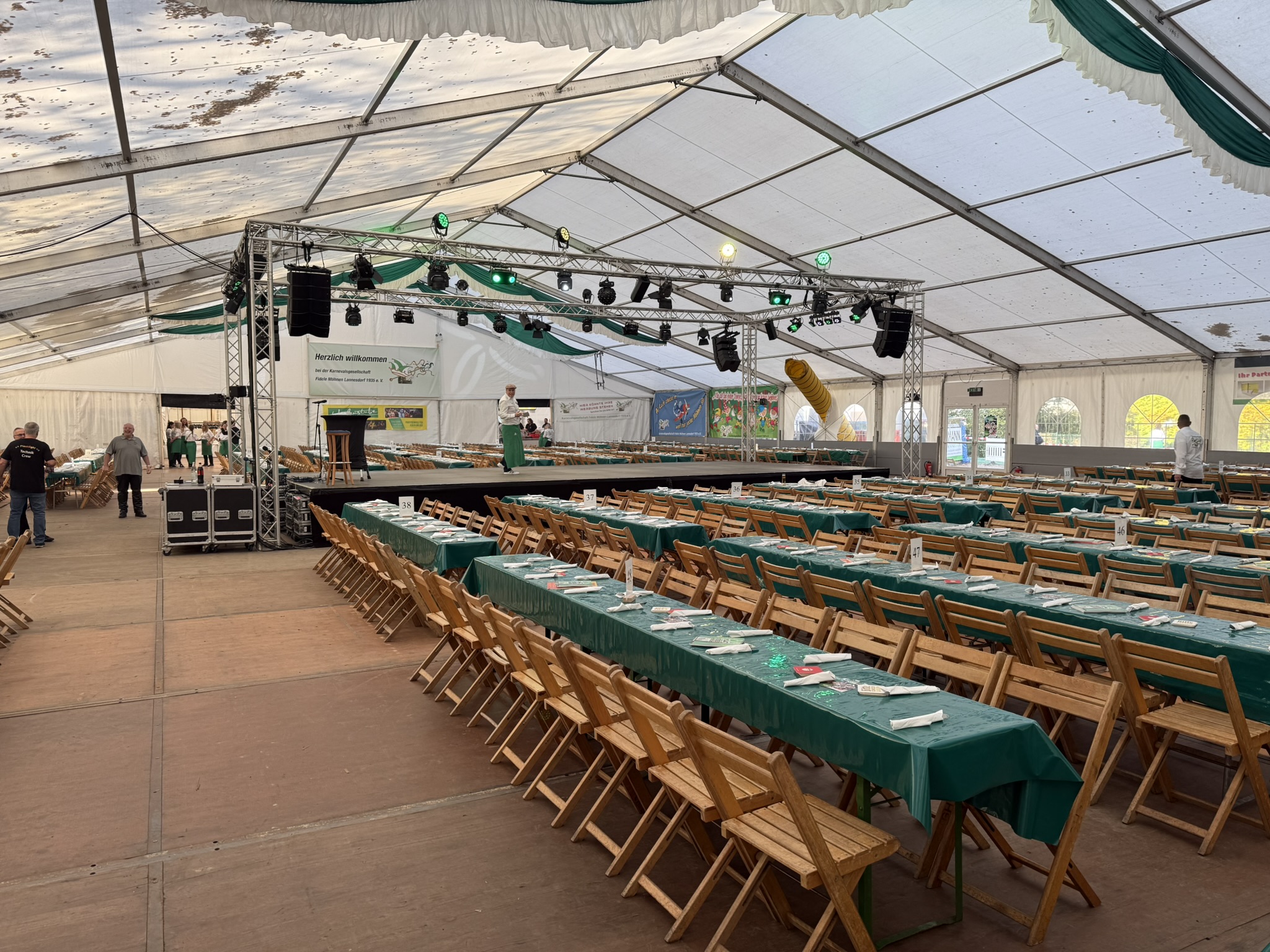 Festzelt KG Fidele Möhnen Lannesdorf 2024