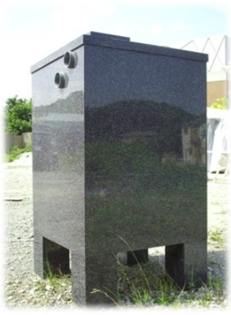 自然の恵みを無駄なく利用する雨水貯水タンク「エコ貯め君」