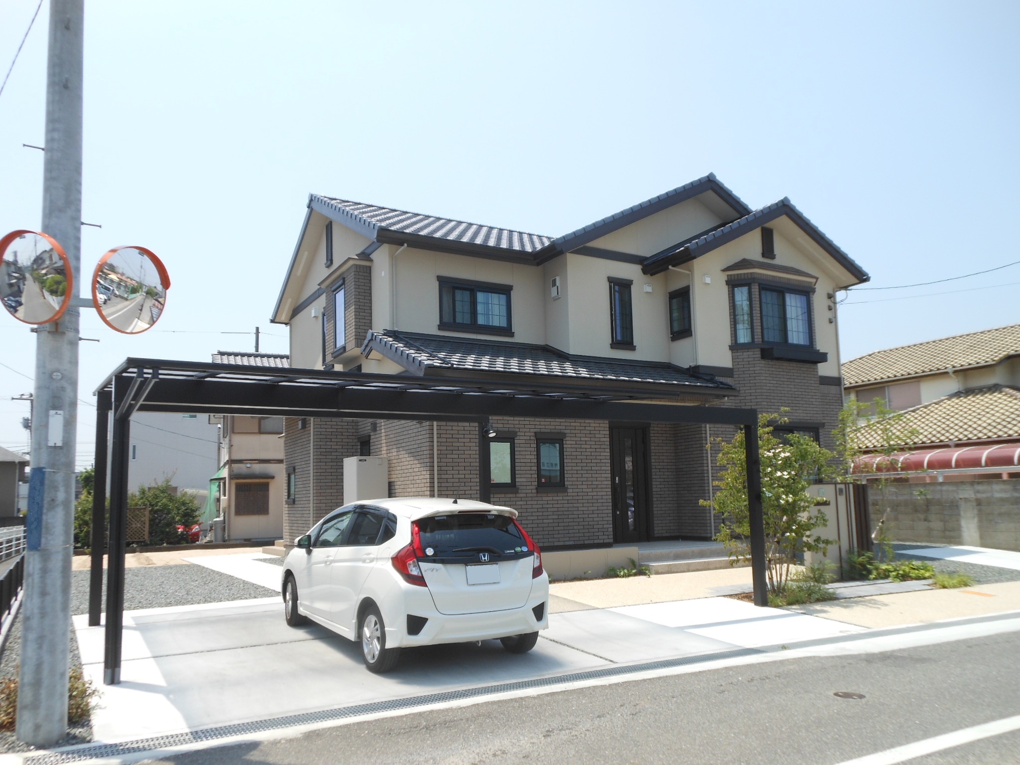 外構　エクステリア　カーポート　ブロック塀　石張り　洗出し　岡山市