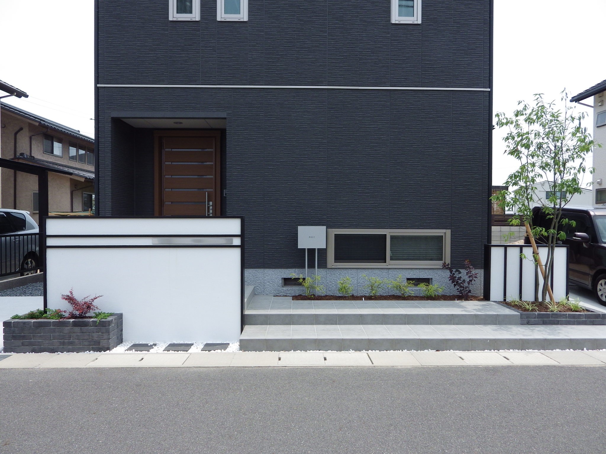 外構　エクステリア　ブロック塀　タイル　レンガ　倉敷市