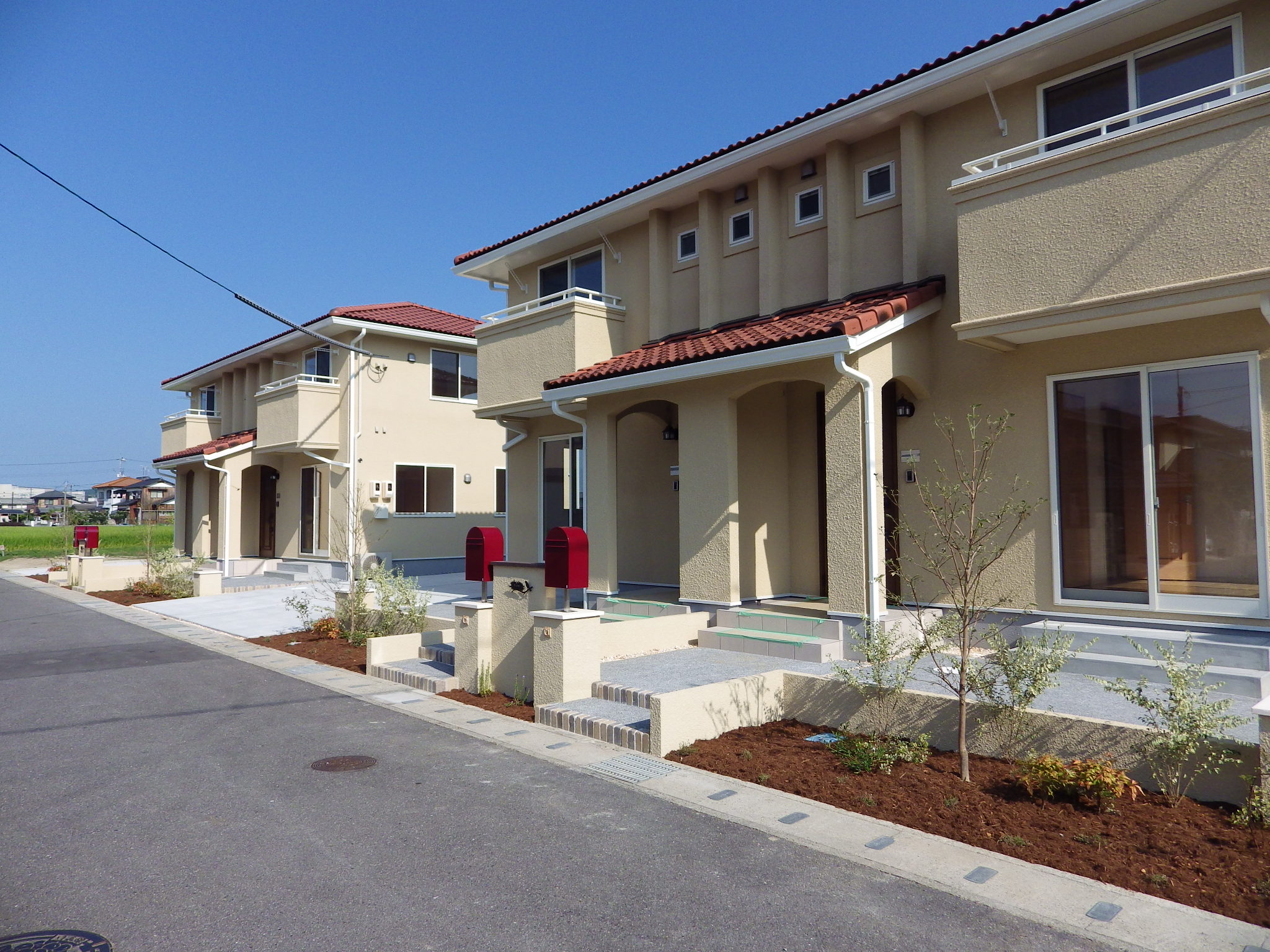 外構　エクステリア　庭　集合住宅　三井ホーム　インターロッキング　洗出し　ブロック塀　　瀬戸内市