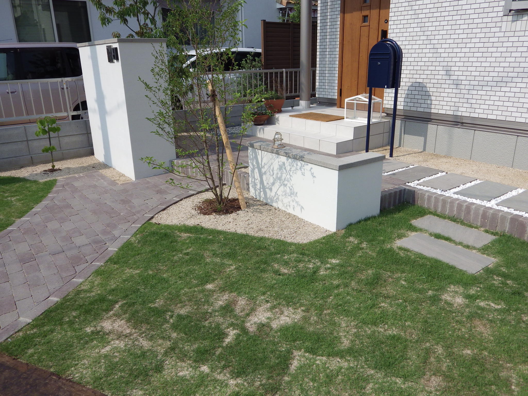 外構　エクステリア　庭　ブロック塀　石張り　インターロッキング　岡山市