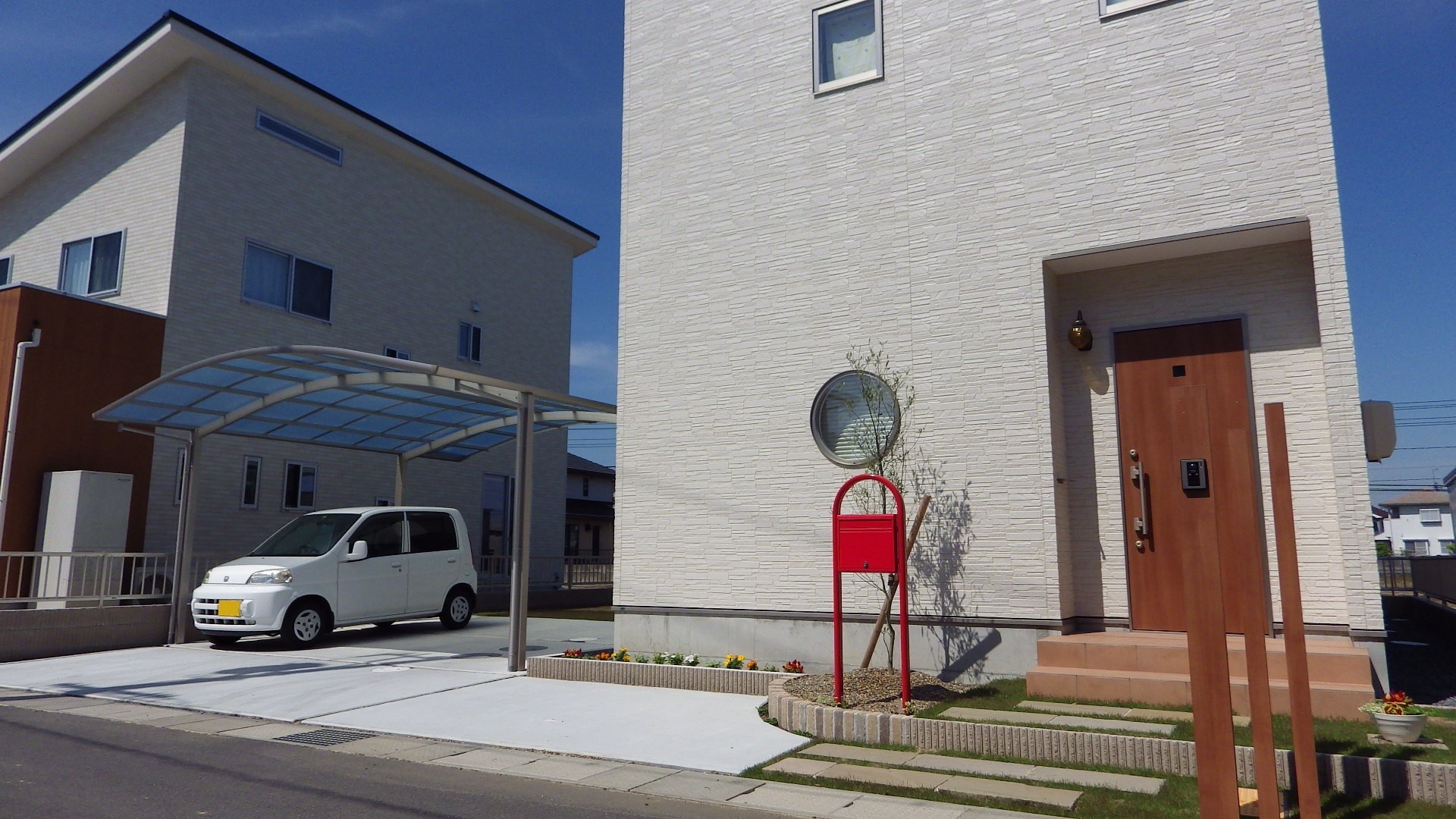 外構　エクステリア　カーポート　レンガ　石張り　岡山市