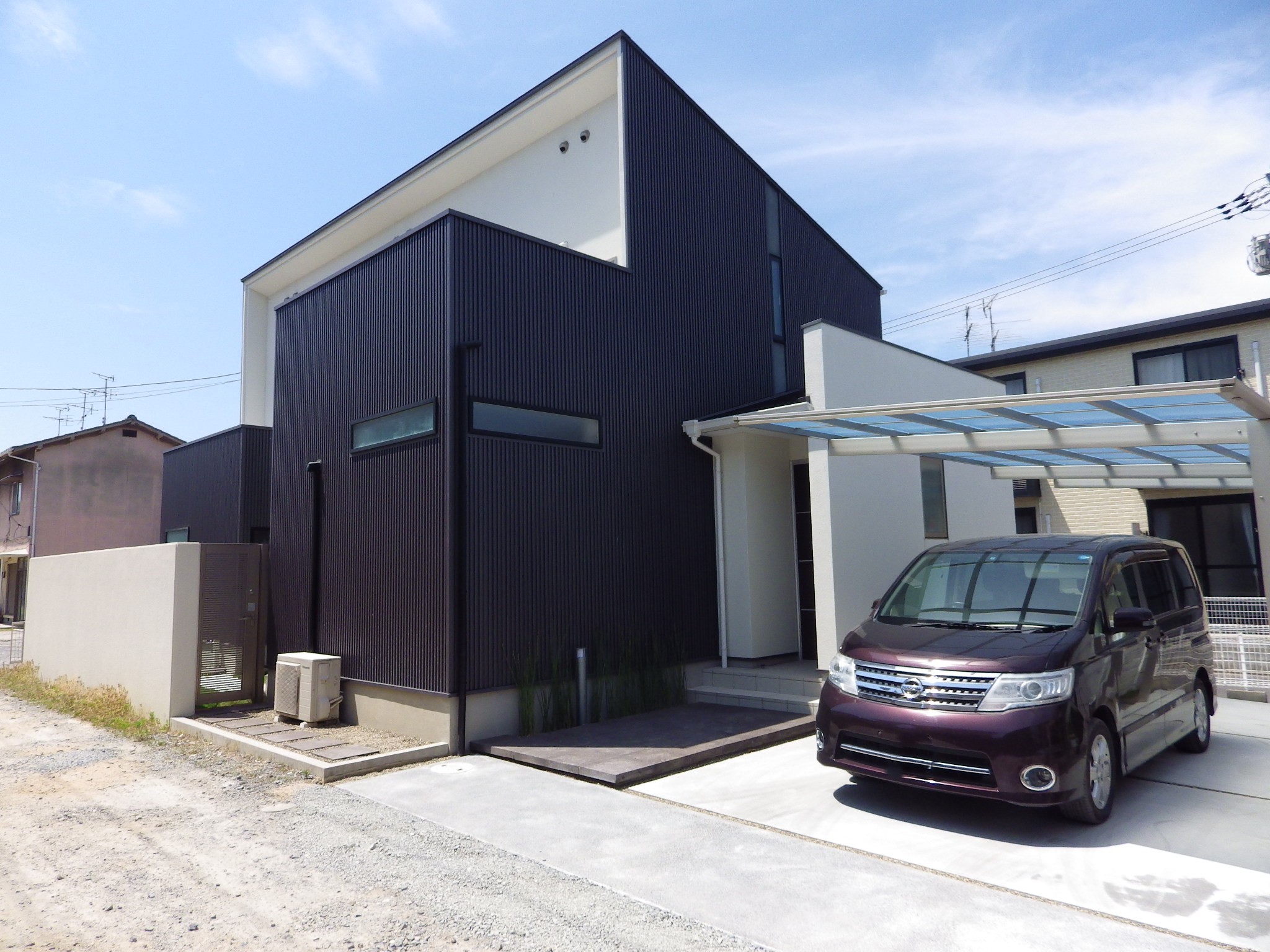 外構　エクステリア　カーポート　石張り　岡山市
