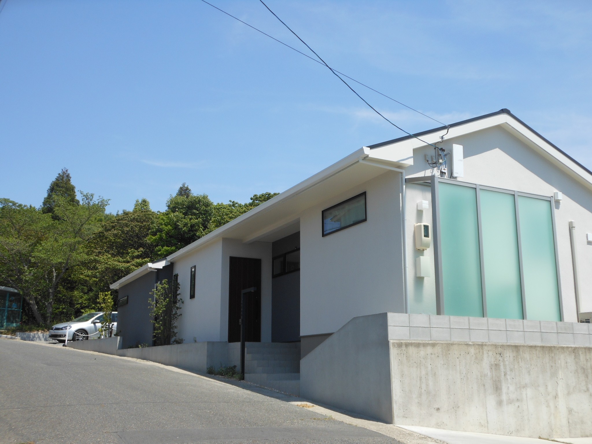 外構　エクステリア　テラス屋根　タイル　岡山市
