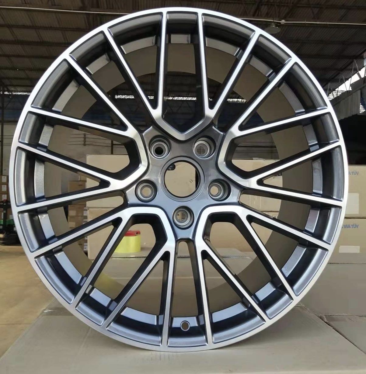 ポルシェ　ホイールセット PORSCHE - ceracreate ページ！