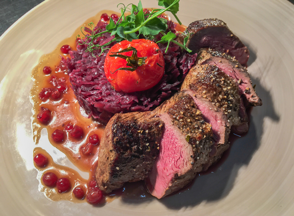 Wiebecker Rehrücken "rosa gebraten"