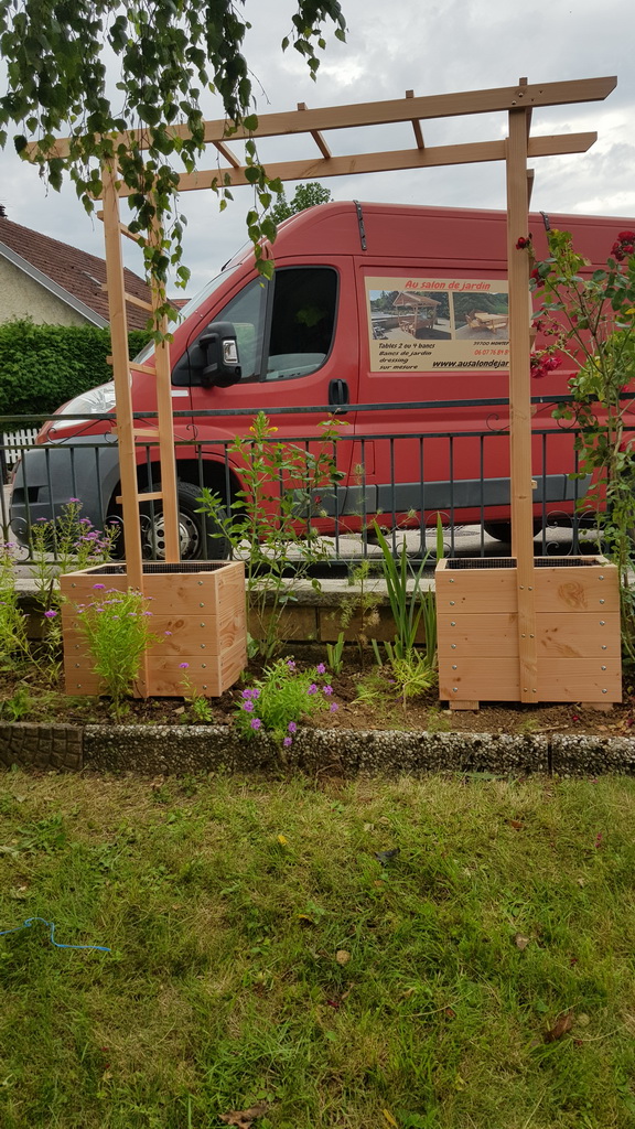 Arche de jardin 220€