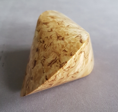 Oloid, karelisches Birkenholz, 100 mm lang - b