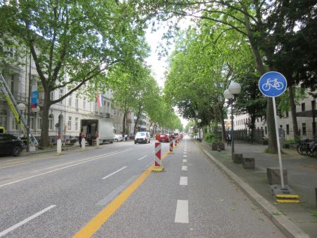 Update: Der Verkehrsversuch Adenauerallee endet