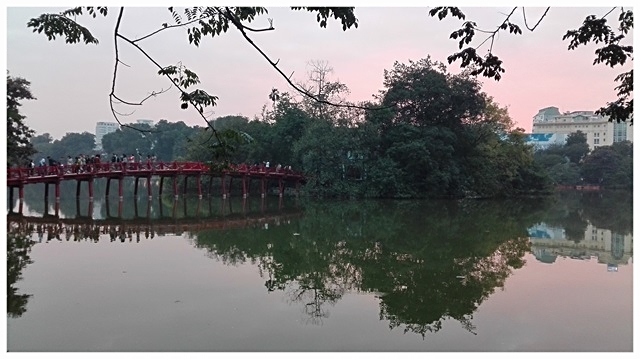 hanoi best places ho chi minh hoan kiem lakes