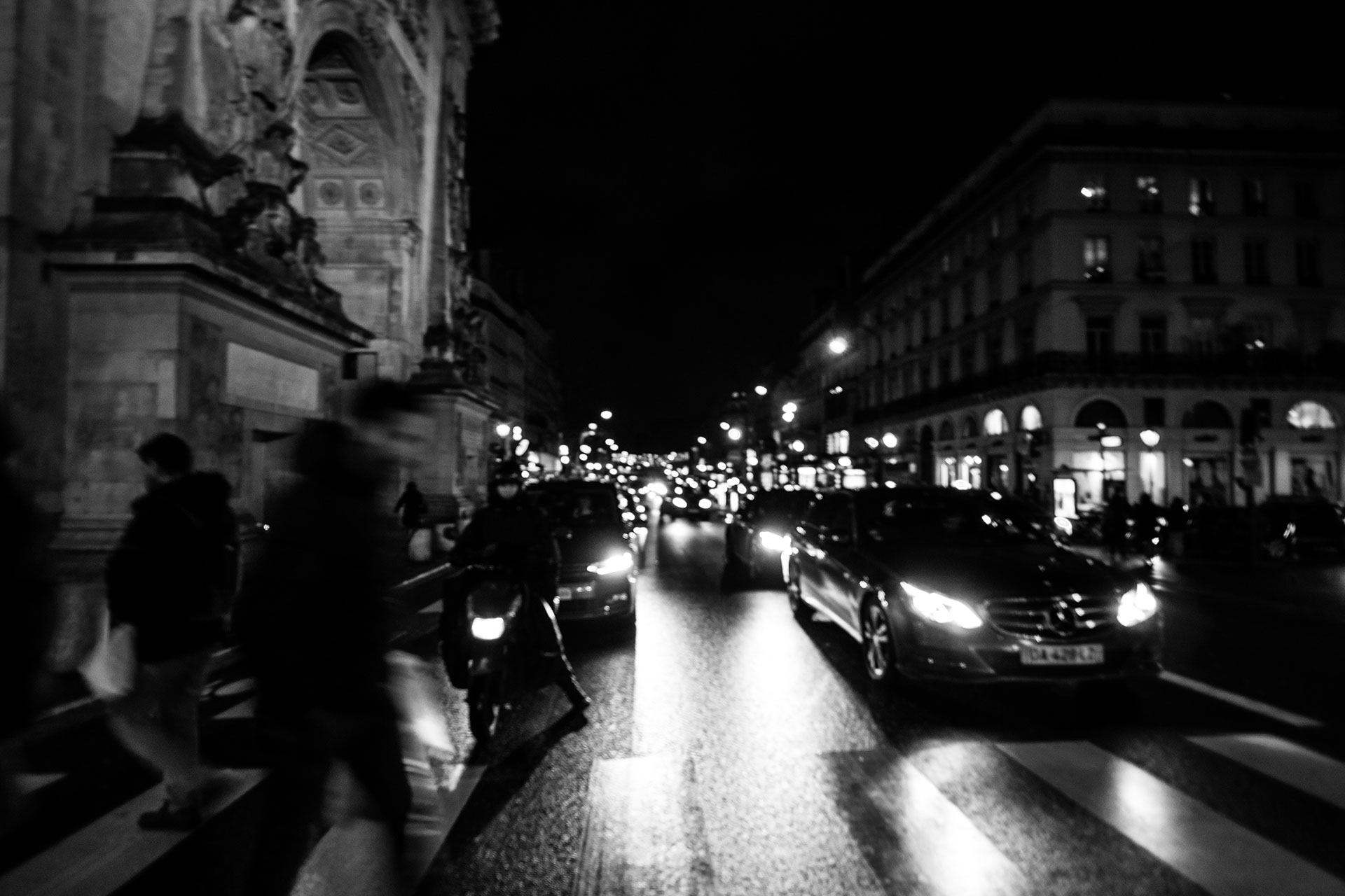 Grand Boulevards, Porte Saint Denis. Paris ©martin_schitto @fotomartsch