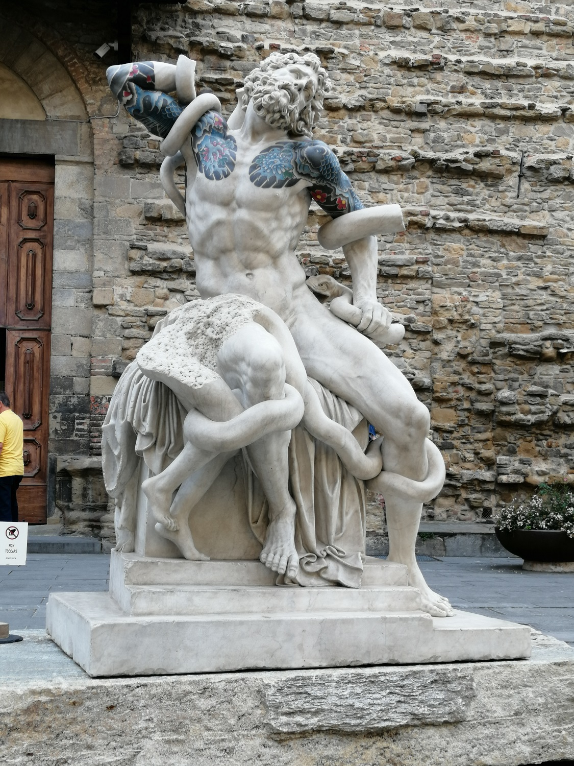 Skulpturen vor der Basilika