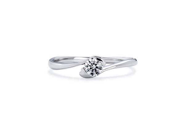婚約指輪  No.14 舞う（まう）Pt900 0.15ct Gup/SIup/3EX or H&C 税込¥148,500     