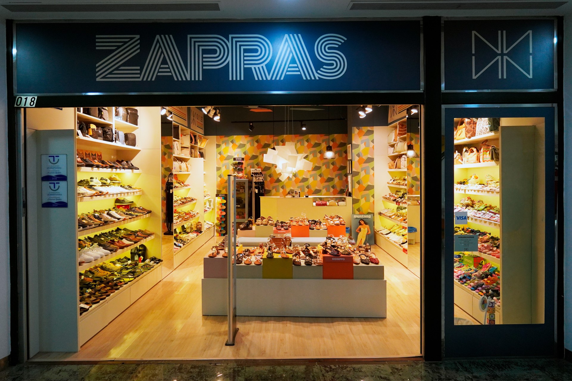 Calzados Zapras en Candelaria - Centro Comercial Punta Larga