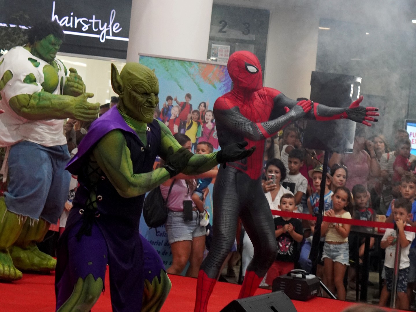 Show de superhéroes - Centro Comercial Punta Larga