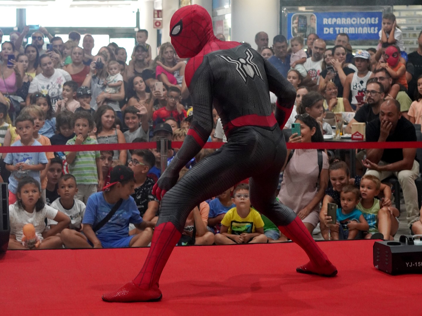 Show de superhéroes - Centro Comercial Punta Larga