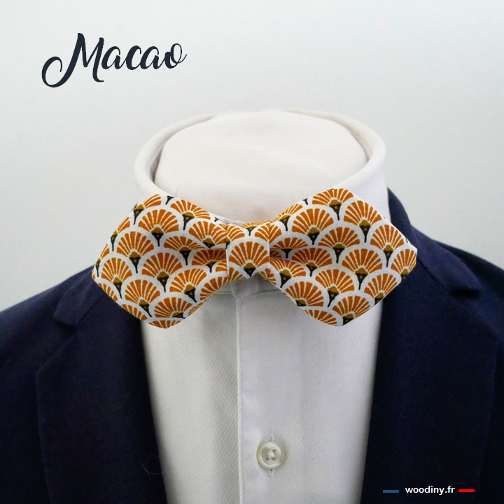 papillon à pointe jaune orange