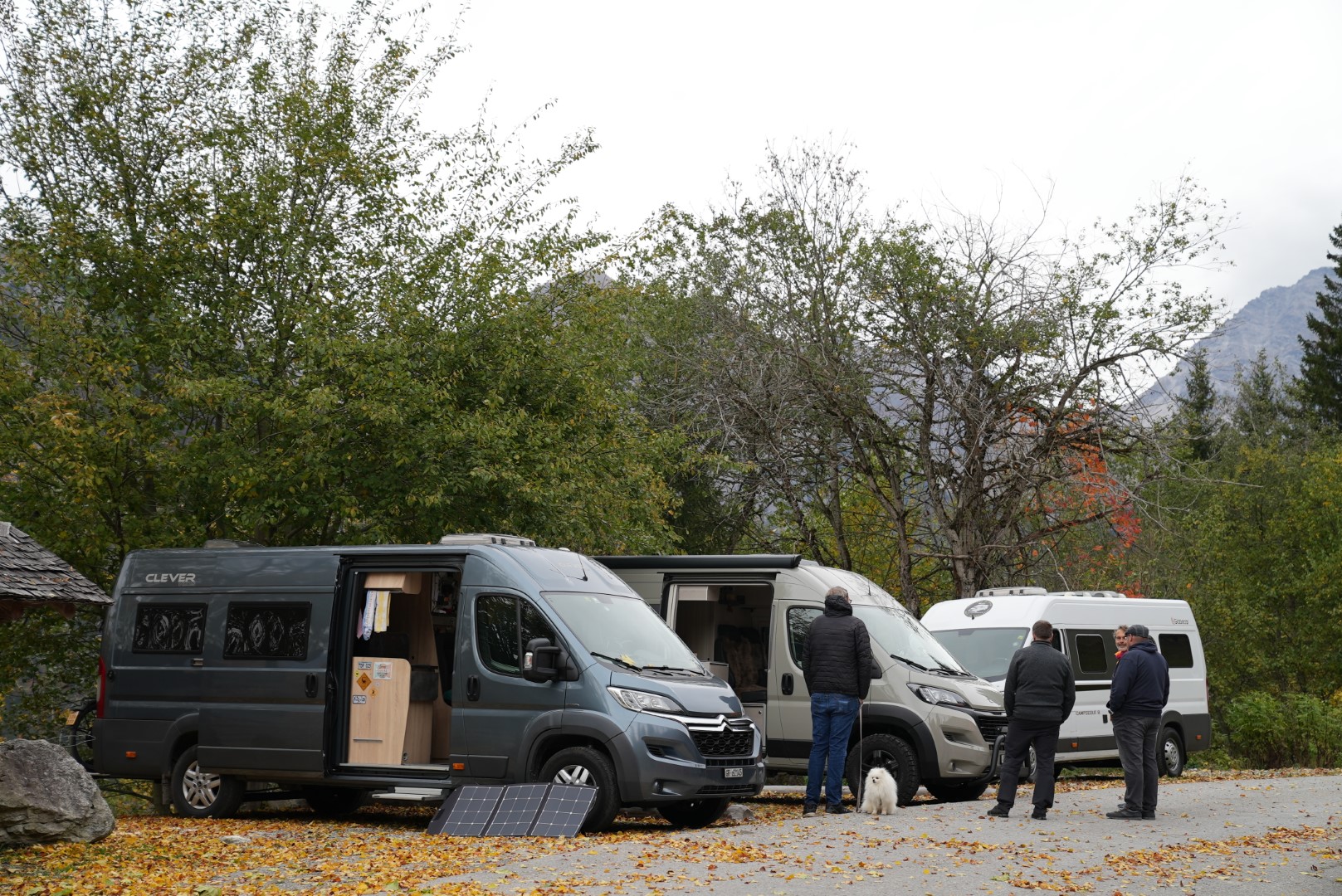 #311 Vom Wald auf den Stellplatz Fanas - Wow, so geht Stellplatz!