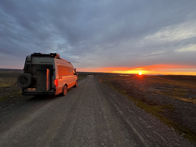 #718 Island, Westfjorde - Erster Sonnenaufgang