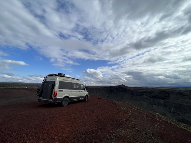 #703 Island - Kampf um jedes Watt! Dettifoss Wasserfall bei Sonne