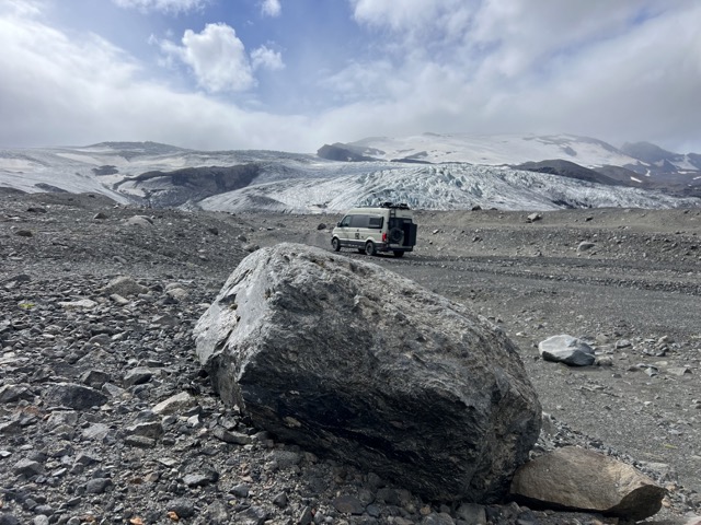 #697 Island - Vatnajökull Gletscher & schwarze Wüste