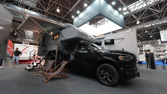 Zuhause & Caravan Salon Düsseldorf 2022 / Ärger mit Zürich Versicherung