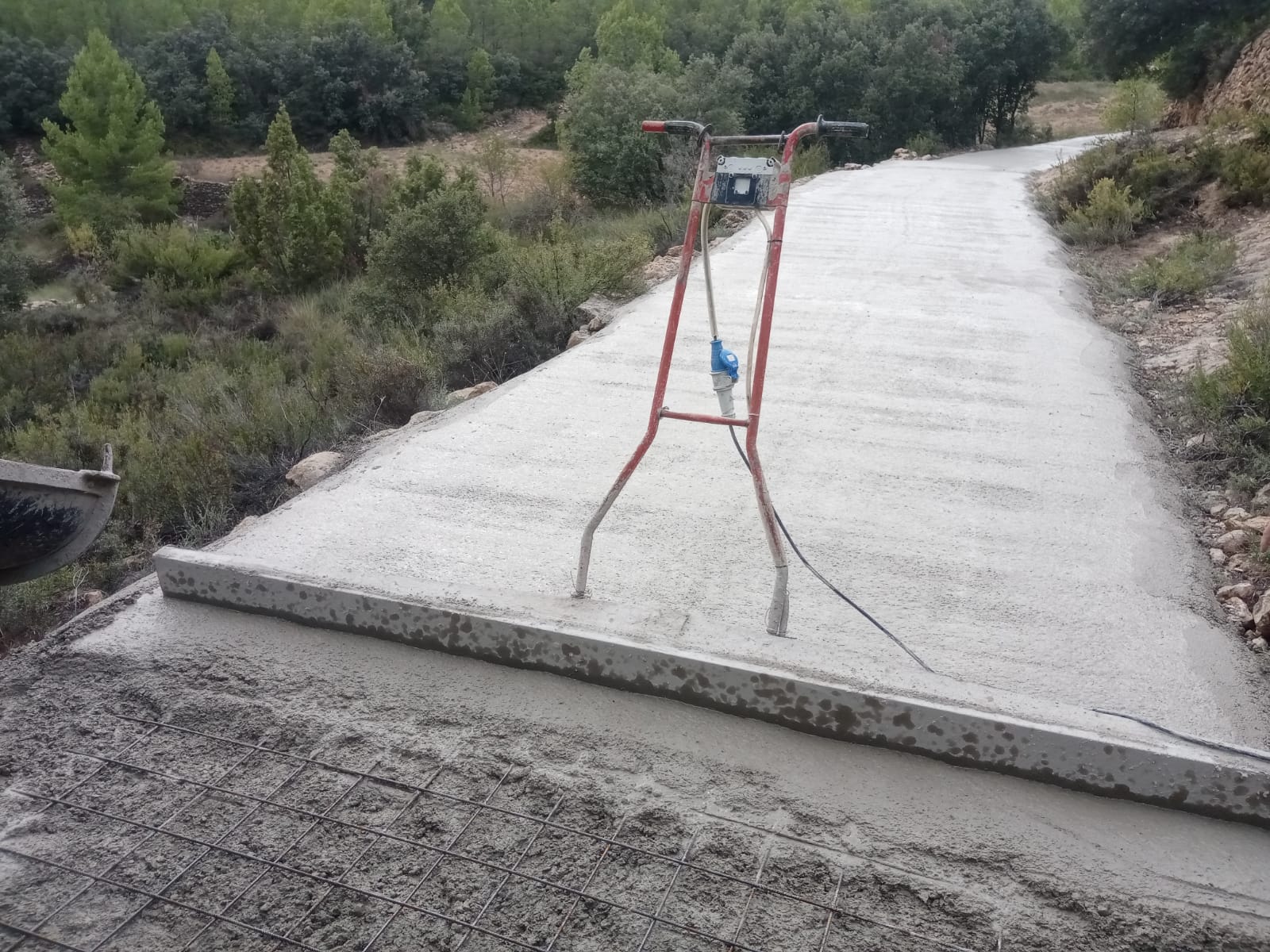 Pavimentación camino Penya Corta en Palanques