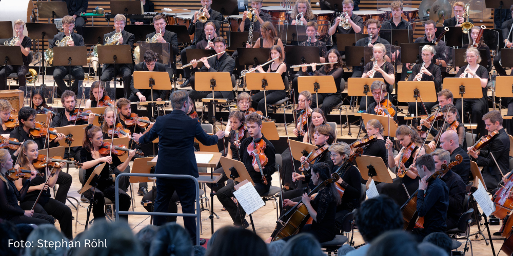 Junges Philharmonisches Orchester Niedersachsen mit Pianistin Jung Eun Séverine Kim | 27. und 28. Juni