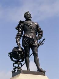 Francis Drake sur le Hoe à Plymouth