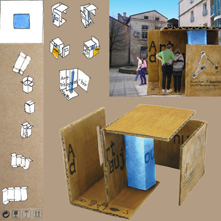 Stand d'information pour le FRAC en carton