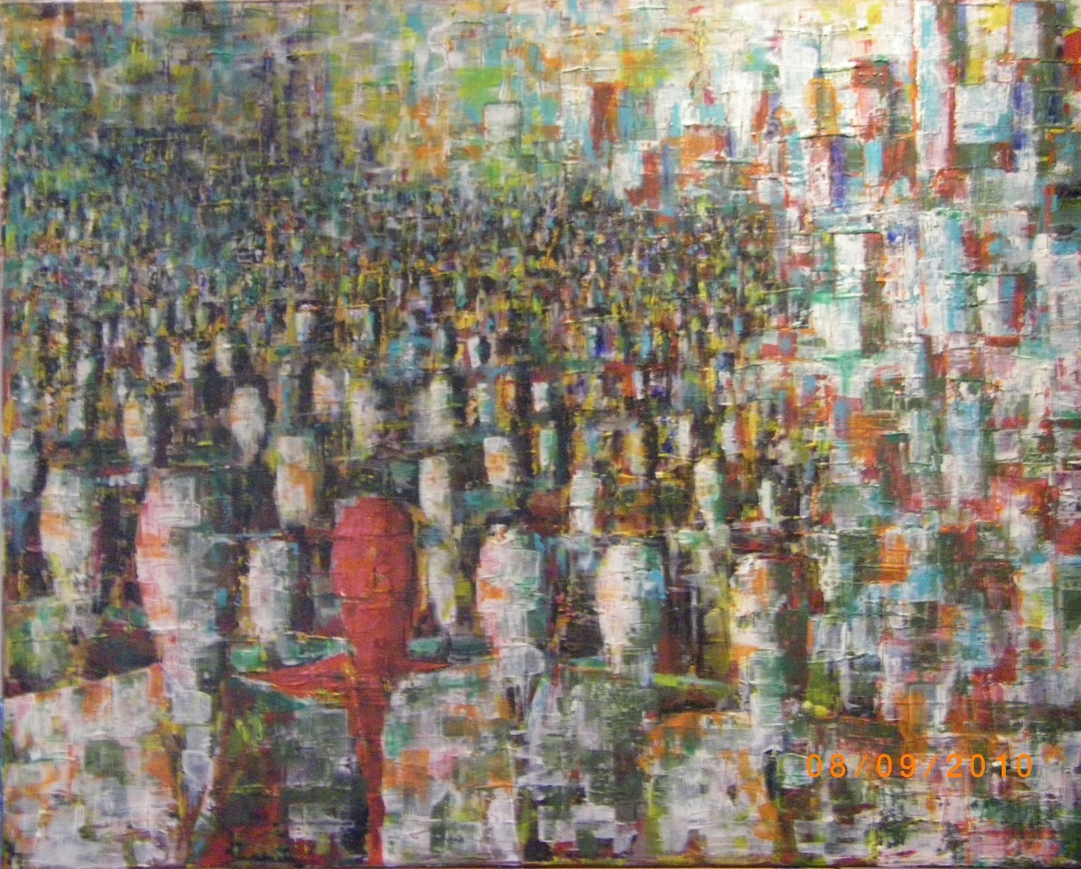 Zeitgenössische Malerei von Alexandra Mohr: Auftragsarbeit für eine Galerie, grob gespachtelt mit vielen Farbaufträgen. Zu sehen sind viele Menschen, und nur ein Mensch ist in signalrot gearbeitet, rechtsoben ist entfernt eine Stadt zu sehen.