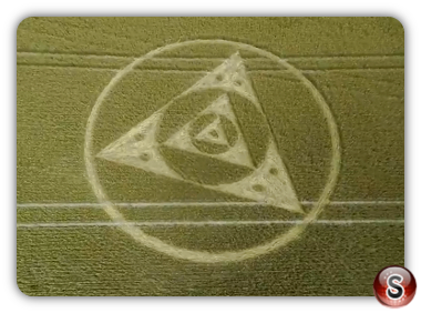 Crop circles - Etchilhampton hill Wiltshire UK 2014