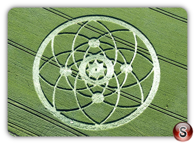 Crop circles - Hackpen Hill Nr Broad Hinton Wiltshire UK 2013