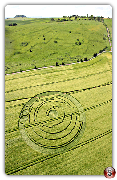 Crop circles - Barbury Castle Wiltshire 2008