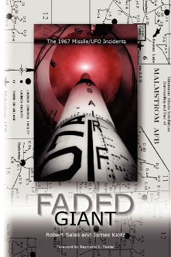 Faded Giant By Robert Salas, James Klotz