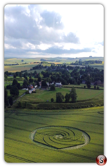 Crop circles - Avebury Stone Circle Wiltshire 2021