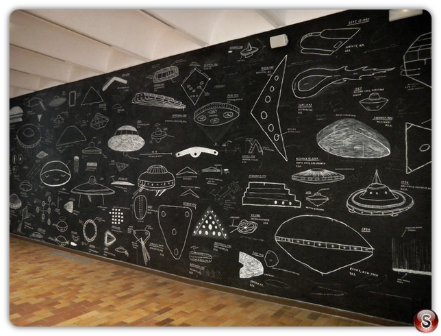 Brian Rea mural Ufo