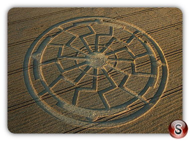 Crop circles - Bowerchalke Wiltshire UK 2015