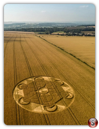Crop circles - Nursteed Wiltshire 2016