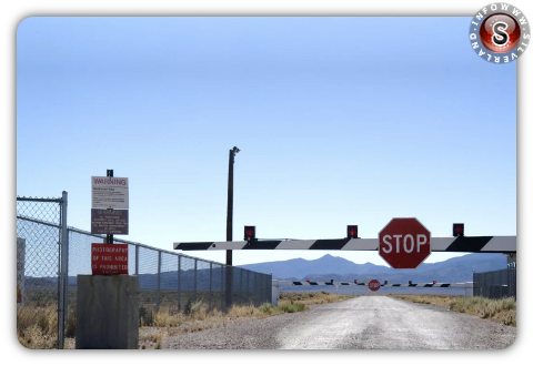 Uno dei tanti cartelli dell' Area 51