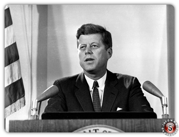John Fitzgerald Kennedy, chiamato anche JFK o con il diminutivo Jack (Brookline, 29 maggio 1917 – Dallas, 22 novembre 1963), è stato un politico statunitense, 35º presidente degli Stati Uniti d'America dal 1961 al 1963.
