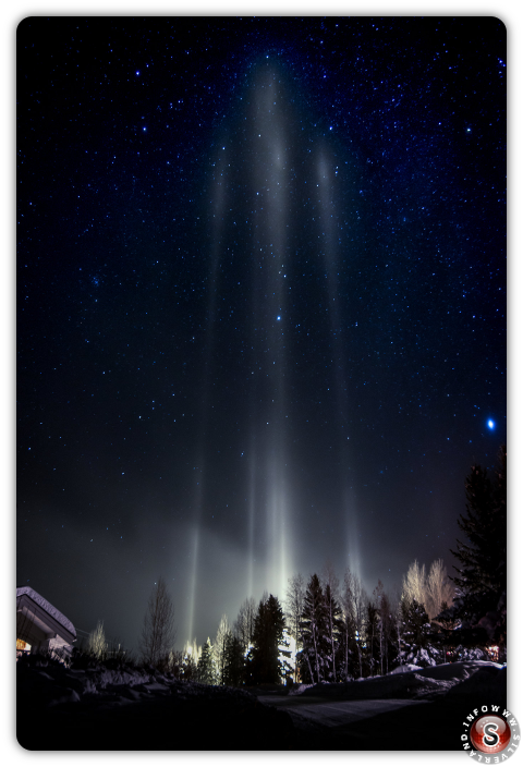 Light pillars