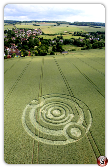 Crop circles - Cow Drove Hill nr Kings Somborne Hampshire 2011