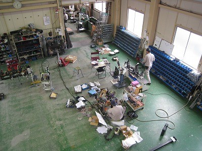 組み付け工場